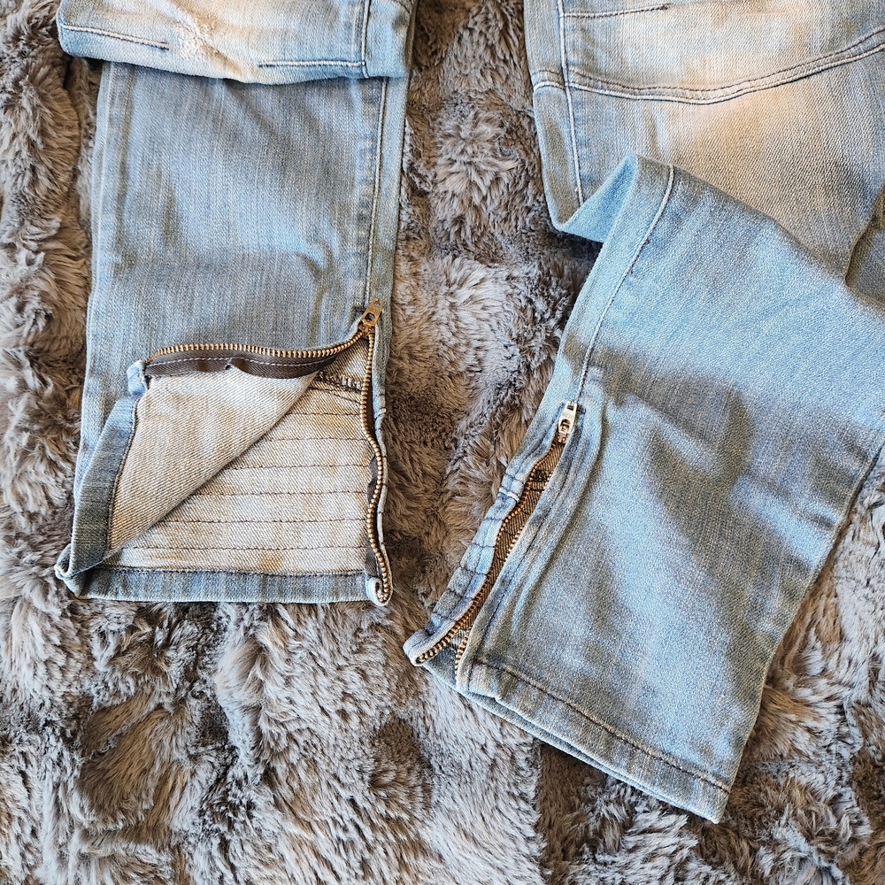 Vintage 1 Moto Style Boot Cut Faded Jeans w Stitching & Zippers